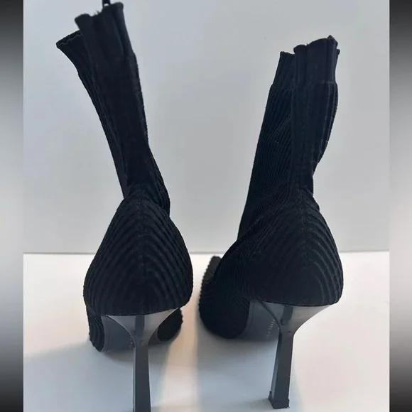 Zara Black Fabric Sock Ankle Booties With Heel Size 8 or 8.5 - Picture 3 of 8